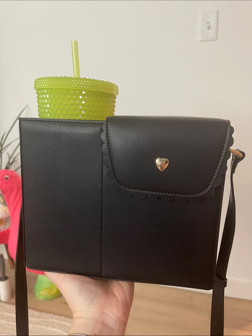 Kate Gabrielle drink holder Heart purse